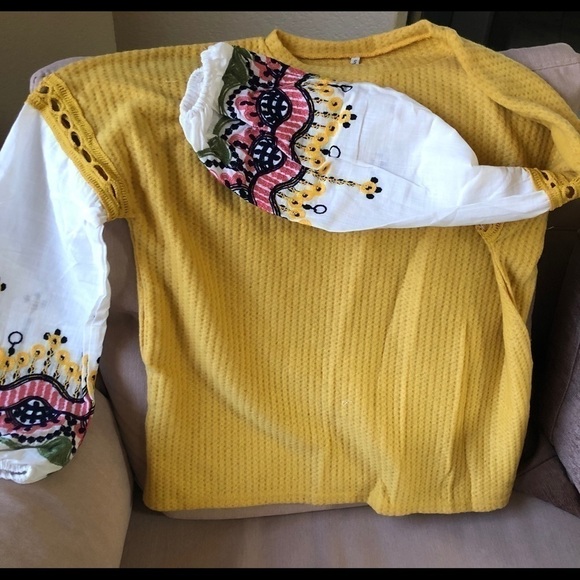 Mustard Yellow Top w/Embroidery on Sleeves - Picture 3 of 4